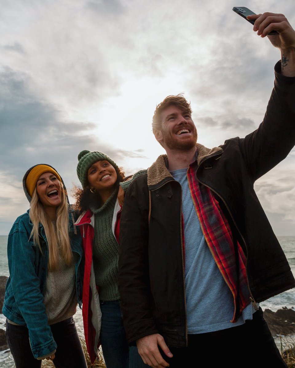 Honey+Buzz tweet media