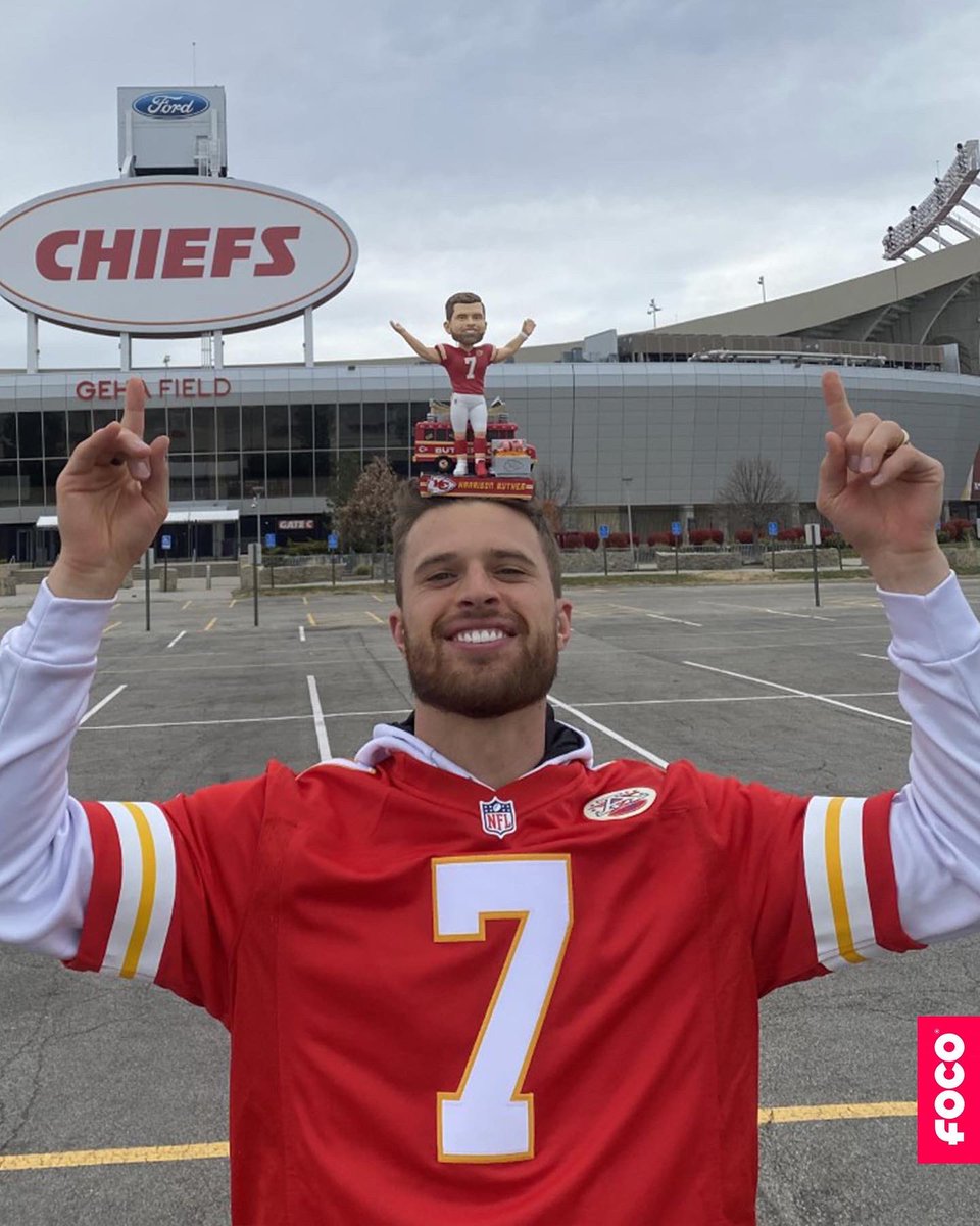 This season, I partnered with @FOCOBobbles to create my own limited edition bobblehead of my favorite celebration and some KC BBQ tailgate essentials. Head to FOCO.com now to buy!