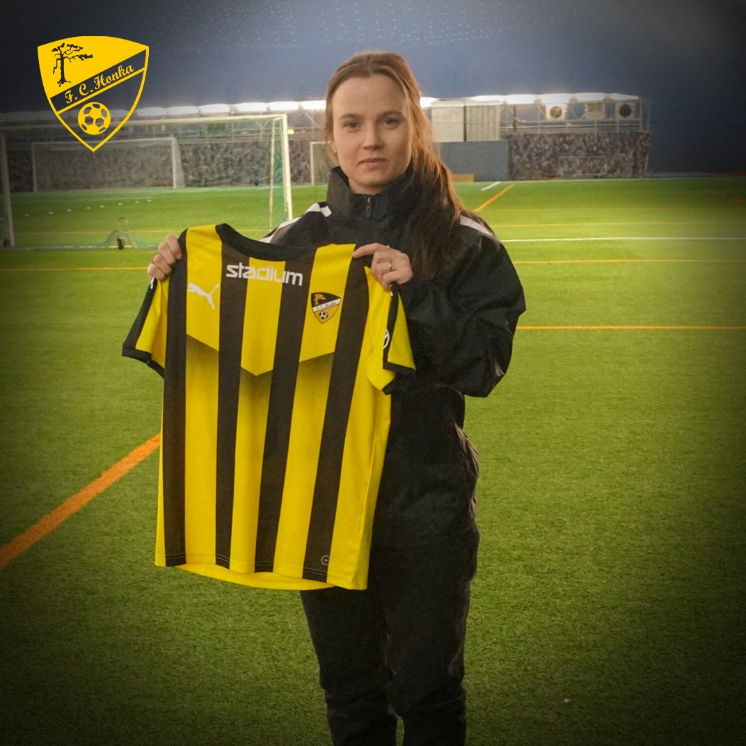 📣: Tervetuloa Katriina Kuoksa! 

🗣: "Mukava olla taas Espoossa! Odotan kautta innolla! Meillä on joukkueessa paljon nuoria pelaajia, joten toivon että pystyn tuomaan myös hieman kokemusta."

➡ fchonkanaiset.fi/tervetuloa-kat…

#MeOllaanHonka #KansallinenLiiga