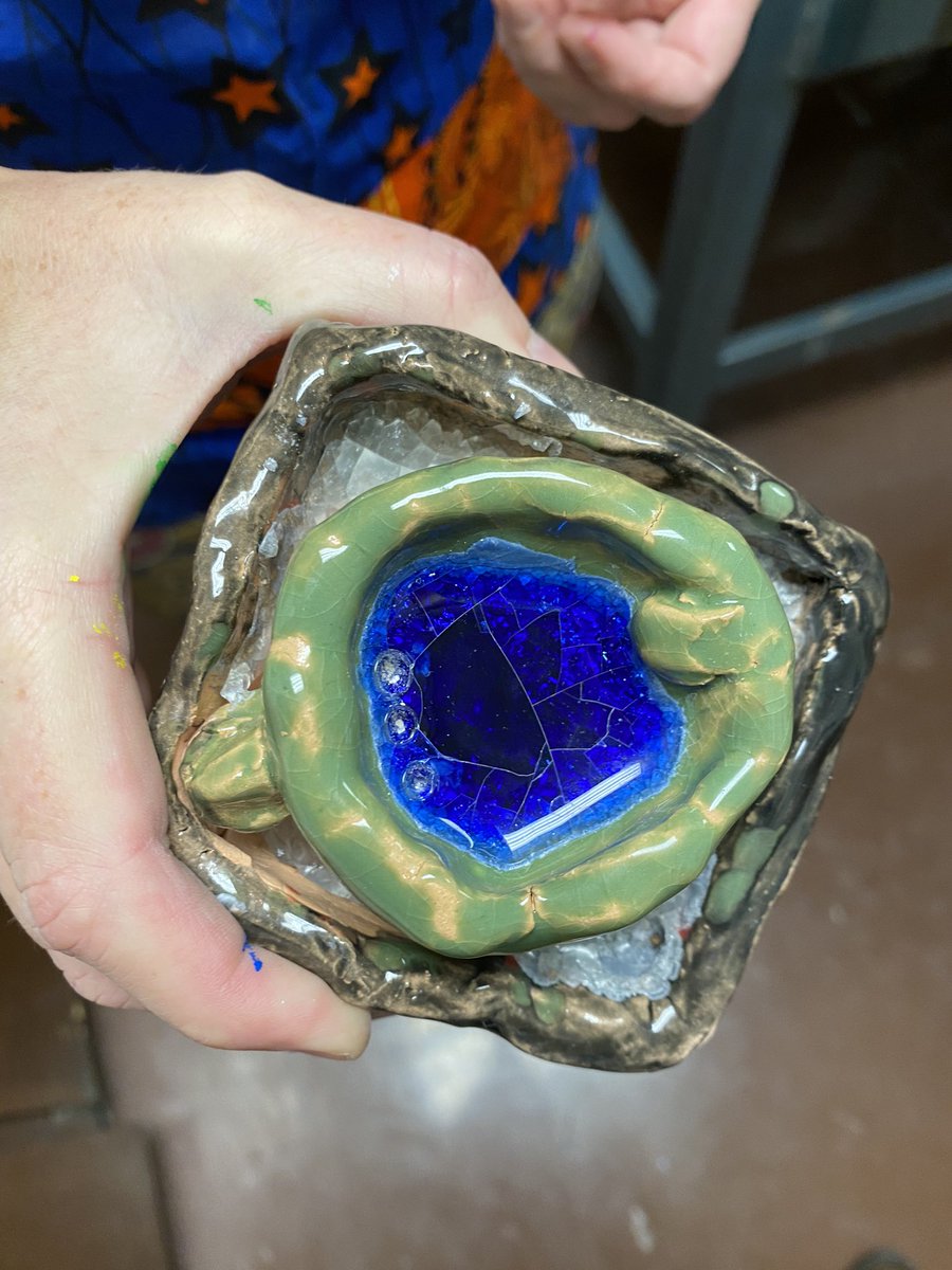 johnriceedu's tweet photo. The kiln is ready to fire up some custom clay whistles and other creative masterpieces at @CRMcKinleyMS today! @CRSCHOOLS #WeAreCRCSD https://t.co/NzE2CzvhrG