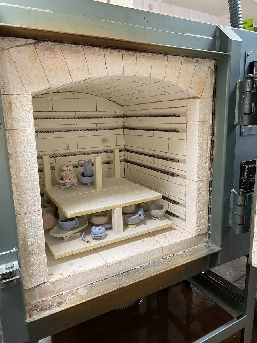 johnriceedu's tweet photo. The kiln is ready to fire up some custom clay whistles and other creative masterpieces at @CRMcKinleyMS today! @CRSCHOOLS #WeAreCRCSD https://t.co/NzE2CzvhrG