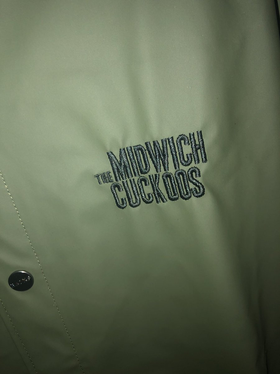 jasminjxo's tweet photo. Crew gift…but make it fashion! Incredible 😍😍😍 #TheMidwichCuckoos #postteam https://t.co/mjteKJ3pXh