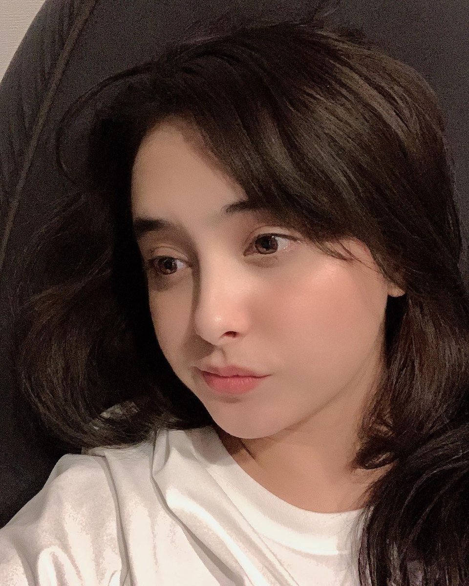 KS90NY's tweet photo. @ 𝐬𝐞𝐚𝐦𝐢𝐧𝐧 update. — #ksgram
Depois de aulas e orientação, tudo que habita em mim é a preguiça pós almoço.
E não custa nada descansar um pouquinho aqui na sala dos professores, não é mesmo? ㅋㅋㅋㅋ https://t.co/u9rljFr4zP