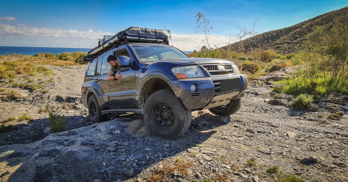 Direct4x4's tweet image. Jack &amp;amp; Kristina aka #JKOverland made it to Portugal with Maisie the @MitsubishiUK #Shogun. Putting the Direct4x4 #expedition #camping gear through its paces.

direct4x4.co.uk/collections/ex…

Showing us all just how to build an #overland vehicle on a budget successfully