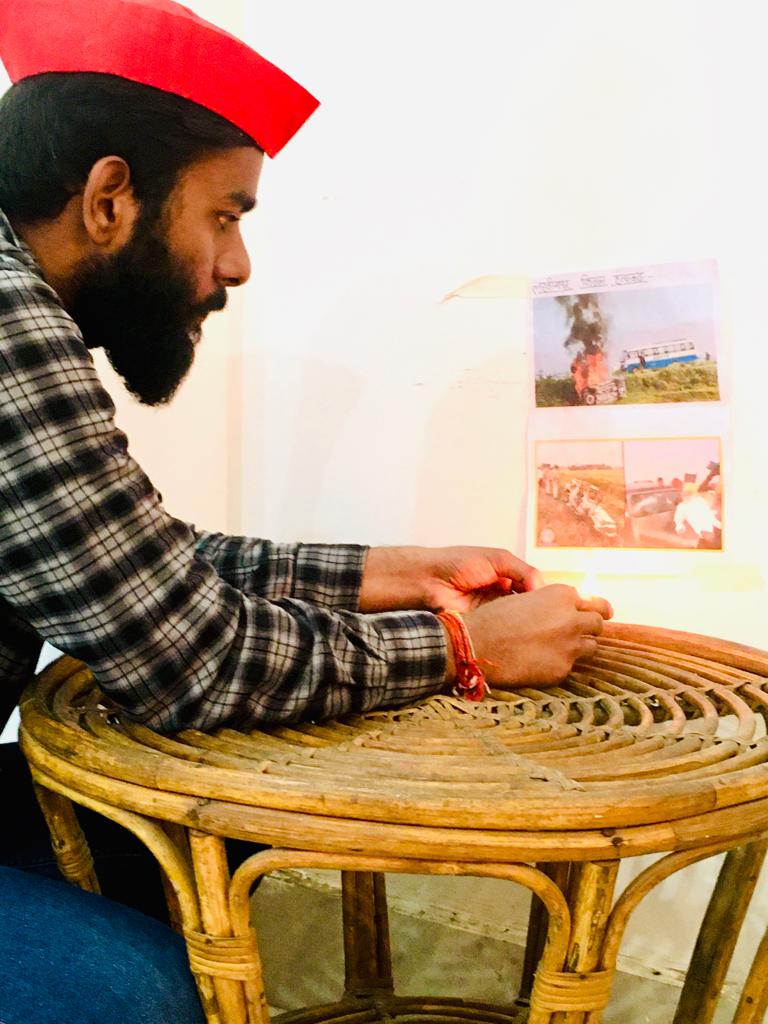 Dev3199's tweet photo. किसान स्मृति दिवस ,एक दिया जलायें लखीमपुर में शहीद हुए किसानों को श्रद्धांजलि दें !!
@yadavakhilesh @MediaCellSP @Rajlakshmiyadav @juhiesingh @dimpleyadav @digvijaysinghd9 @bstvlive https://t.co/OVRNntFTVa