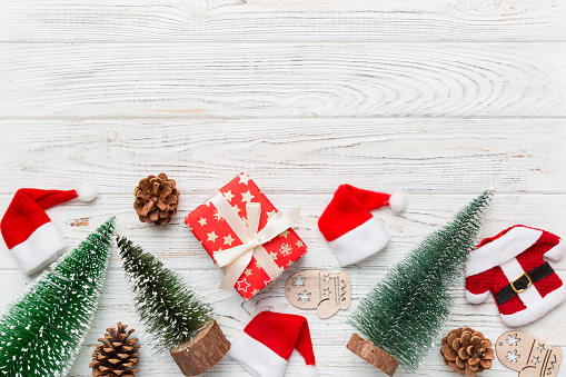 'Tis the season for #thriftshopping! 🎄🎁 
Find one-of-a-kind #gifts like holiday hats, ugly sweaters, vintage toys, decor &amp; more all at your local #Goodwill store!

Find all our locations at sogoodwill.org/about/location…, and check off every name on your list at Goodwill 💙
