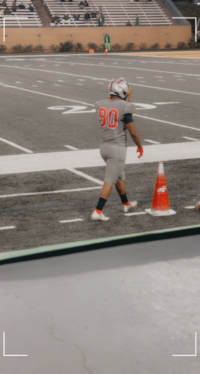 AD ❤️🦍 tweet media