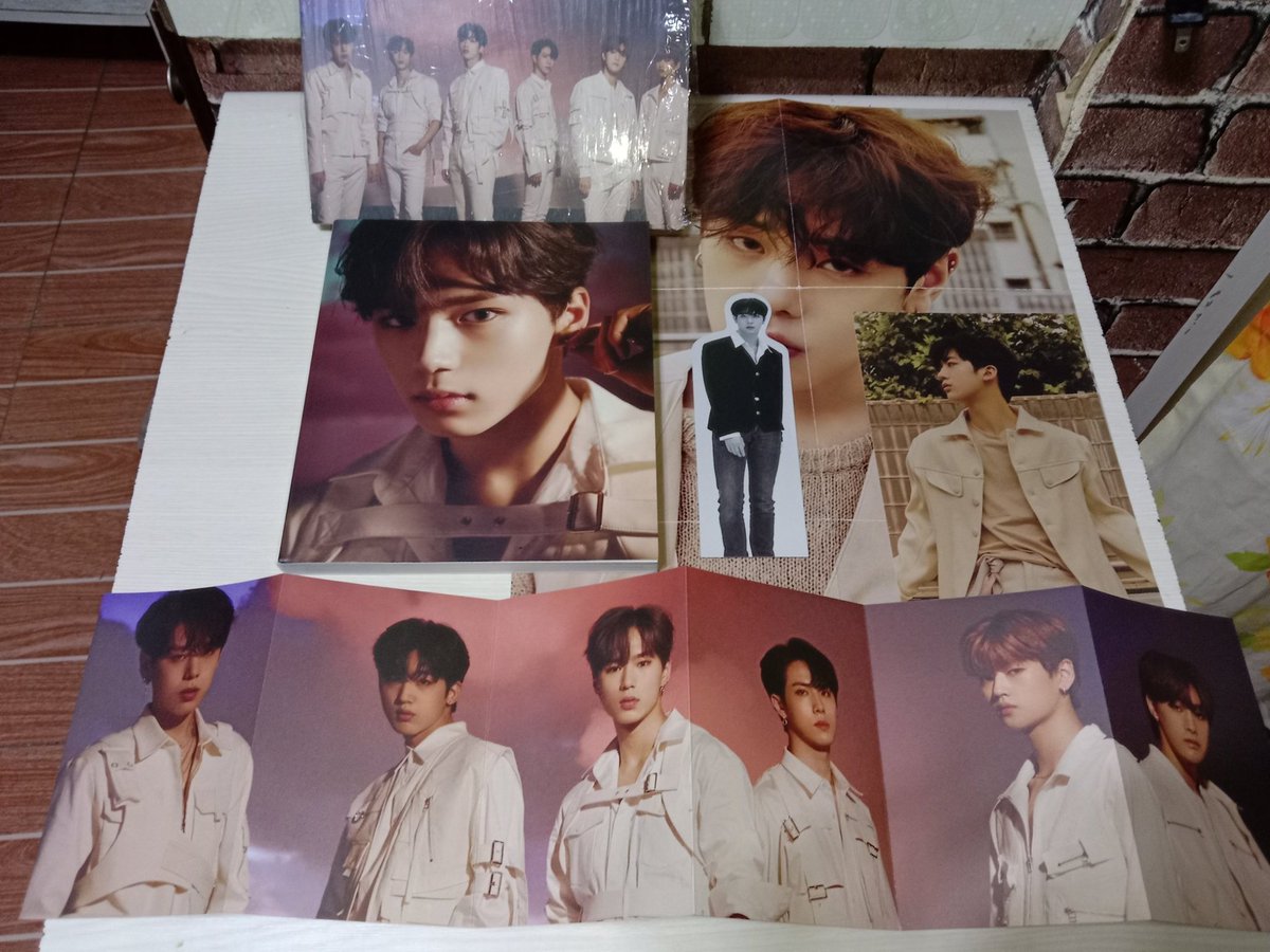 justbeJBJ95's tweet photo. [#Sᥲmo😲] #FirstSightParty ₊ #iAmTwilight

Recién amaneció y yo chillé de emoción cuando llegó a casa el bello regalito de WEi (uno de mis grupos súper favoritos). Les juro que todo el álbum está de 10, pero aunque difícil elegir, me quedo con Twilight porque es una maravilla. https://t.co/ZWHfN5KkR7