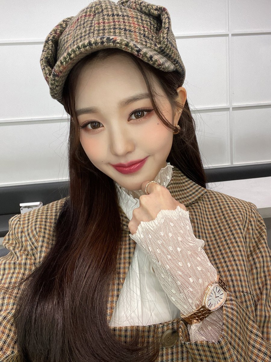 wopyou's tweet photo. ㅤ
Detective bunno on duty! 🐰🥕
looking for who kidnapped her carrot!
Solutions will come and problems will be solved! can you help this bunny? 
the more people help, the faster she gets her favorite carrot. 🥕
ㅤ https://t.co/kKtXbtx5bz