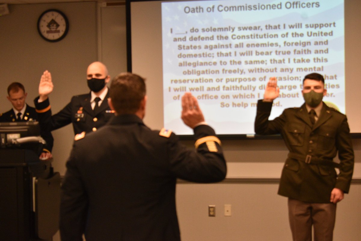 AppRotc's tweet image. A Commission for the Holidays! Earned, not given.2LTs Hathaway and Hoy were commissioned today on campus. Both will be serving in the NC Guard. Serve and Lead Well! @ArmyROTC @appstatealumni @appstatefaa #4thbderotc #cadetcommand #fireonthemountain