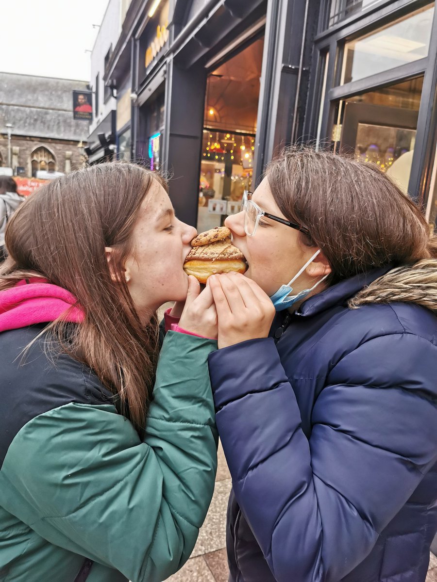 Our cookie monster doughnut <a href="/CardiffDoughCo/">CardiffDoughandCo</a> was delicious
Thank you
