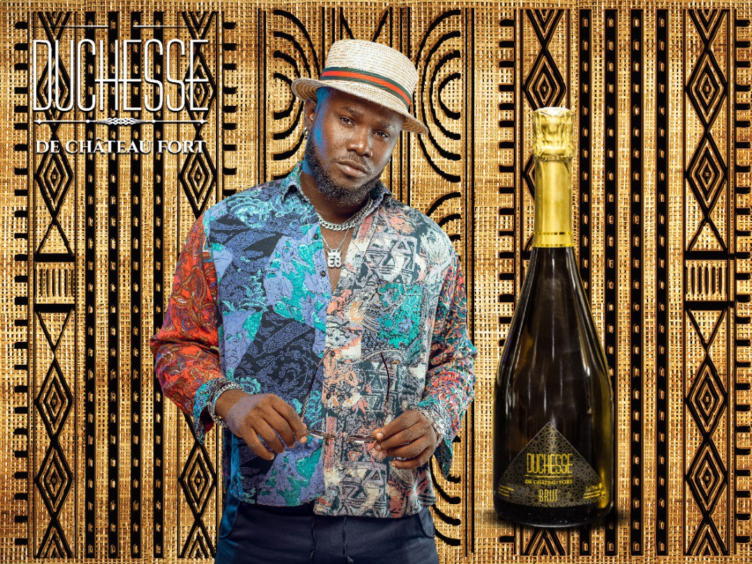 zeusreas's tweet photo. Faut être un Seigneur pour faire ce choix...

Duchesse De Château Fort, Partenaire des plus grands Artistes Africains vous souhaite un bon weekend.

« La Marque de Luxe Africaine »
https://t.co/YhfG2Ww0C0

#duchessedechateaufort #makesuccessalifestyle #produitdefrance #luxe https://t.co/ECR6adck7Z