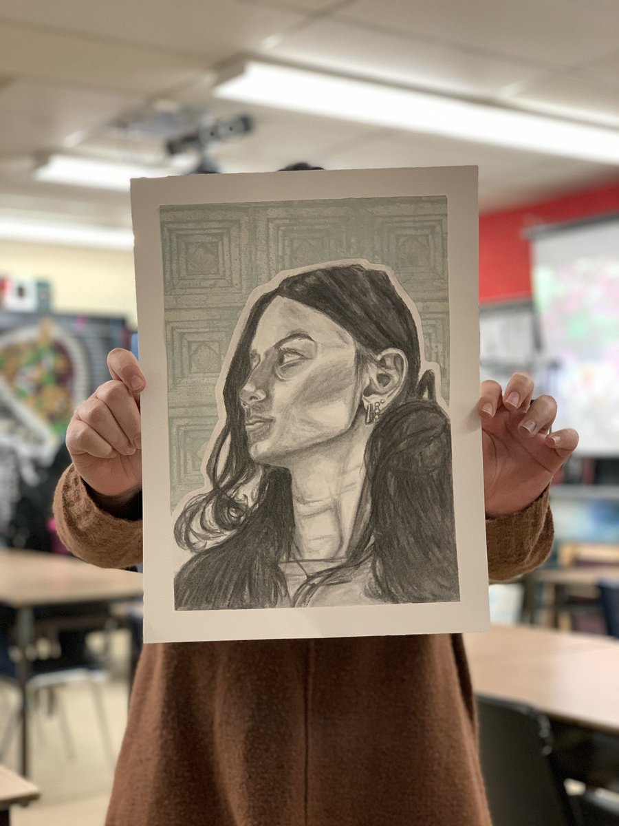 MrJeans's tweet photo. Another amazing week in #studio122. Despite the insanity of this school year, the students are creating truly great work! #workingthroughit #charcoal https://t.co/YndEZDRJ8Q