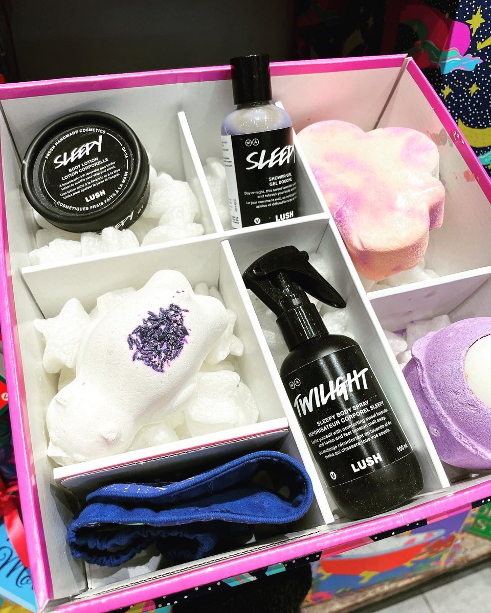 devonshiremall's tweet photo. The Gift Wall @lushcosmetics The perfect pre-wrapped present! ๐ Take your pick #devonshirestyle #giftwall #lushcosmetics #prewrapped #yqg https://t.co/Jrfj9jcpEr
