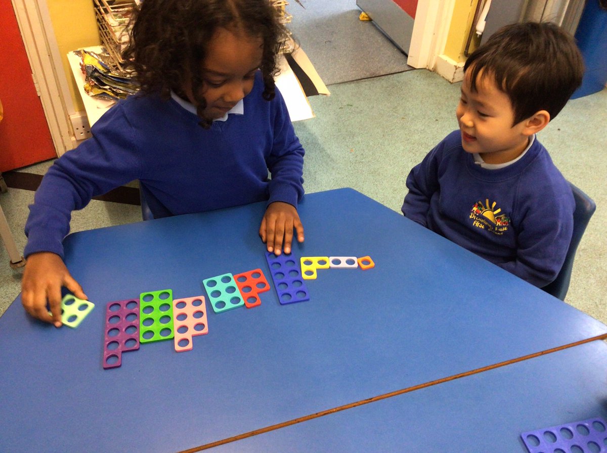 BlueClassBEFS's tweet photo. We love maths in Blue Class! We worked together to  order the Numicon shapes and enjoyed the challenge of playing swap the shape with our partner. Fantastic problem solving to guess which shapes had been swapped!🌟😃 https://t.co/R2nQuWXfn3