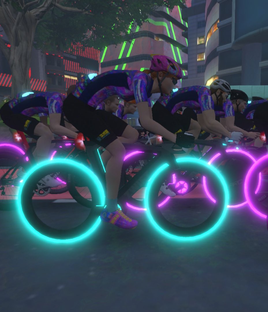 fairycakepixie's tweet photo. Oooh. Neokyo kit is awesome 🤩 @GoZwift 🙌 #funisfast https://t.co/o32p88UG5y