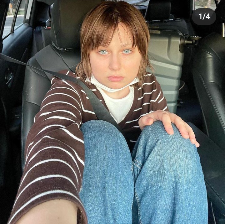 bllliebossanova's tweet photo. "stormi, you look just like mommy baby" @billieeilish https://t.co/htAH9Yg9ku