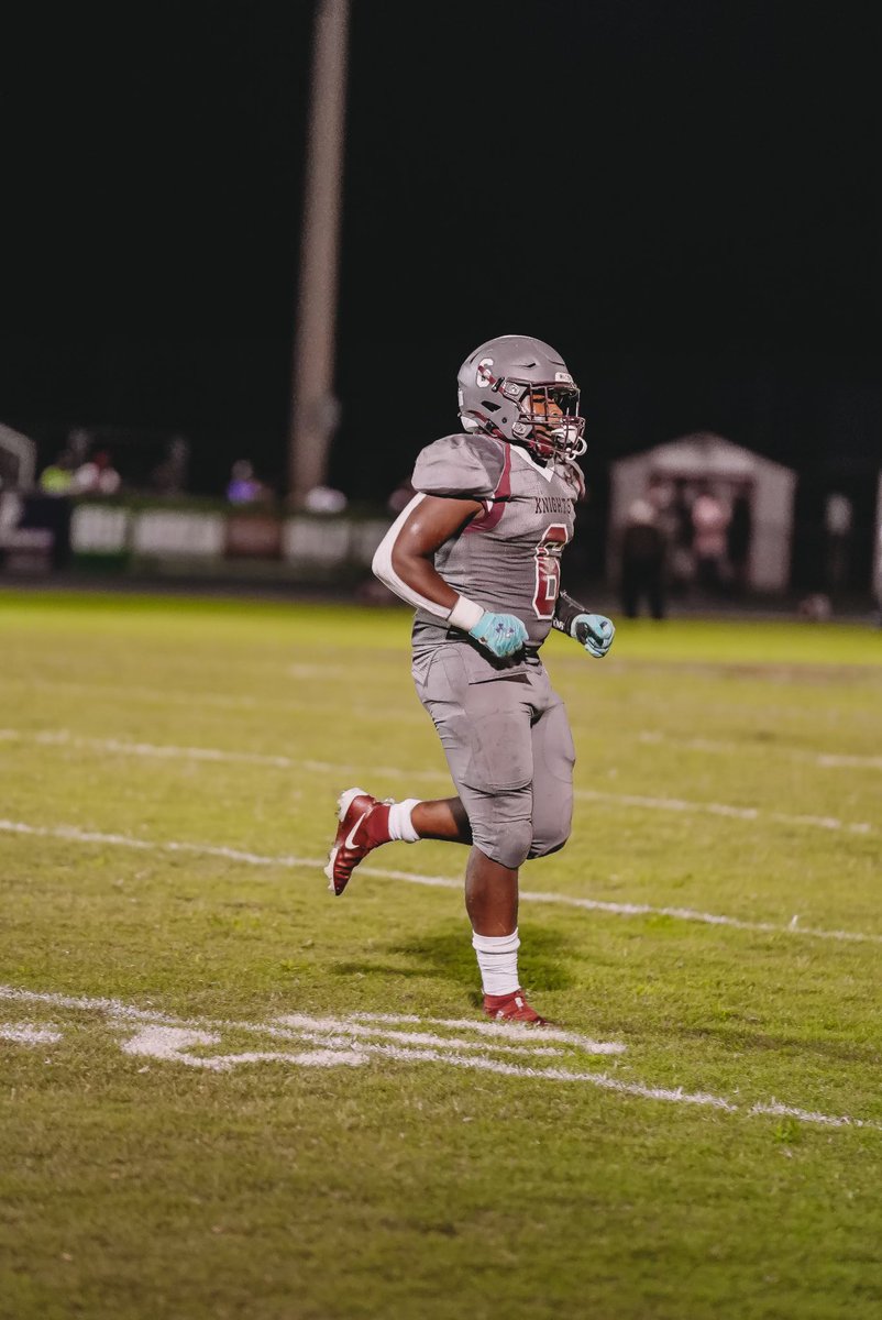 BigRiverRivalry's tweet photo. Congratulations and welcome to the #BigRiverRivalry family @JordanBraxch of @TDKnightsFB! #SOUTH #BRR2021 https://t.co/FKt9vPlX0T