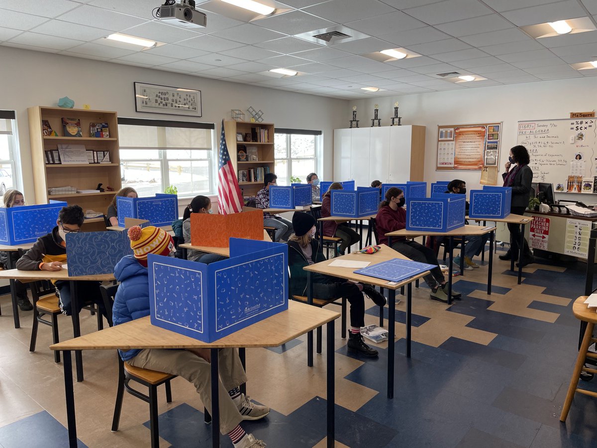 CrossrdsAcademy's tweet photo. 15 middle schoolers participated in the MATHCOUNTS School Competition on Nov 30. Of these 15, 3 eighth graders placed 1st, 3rd, and 4th, and a sixth grader placed 2nd! Ten will continue on to the Chapter Competition in Feb. We sure do have [sum] gifted students! #mathcounts https://t.co/mezREgpqTA