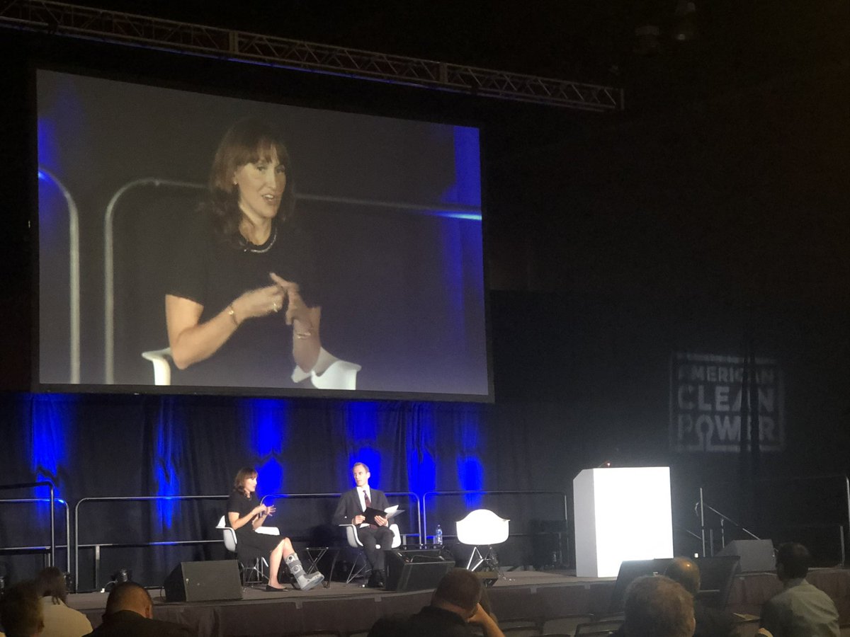 storage_ESA's tweet photo. “Being able to create a new trade association that represents #solar, #wind, storage transmission, #storage together is key for moving these industries forward,” says @hrzichal @USCleanPower w @jburwen #ESACon21 #EnergyStorage #TheStorageDecade #CLEANPOWER21 https://t.co/5bdJIB19BV