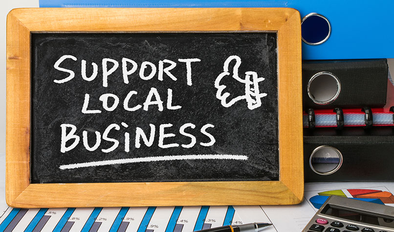 TaxAssistPoole's tweet photo. Support the small businesses on your doorstep this weekend and ‘Buy Local’ – Small Business Saturday is on 4th December, so give your local independent retailers a boost by Christmas shopping with them. https://t.co/dQOnZGhfVQ