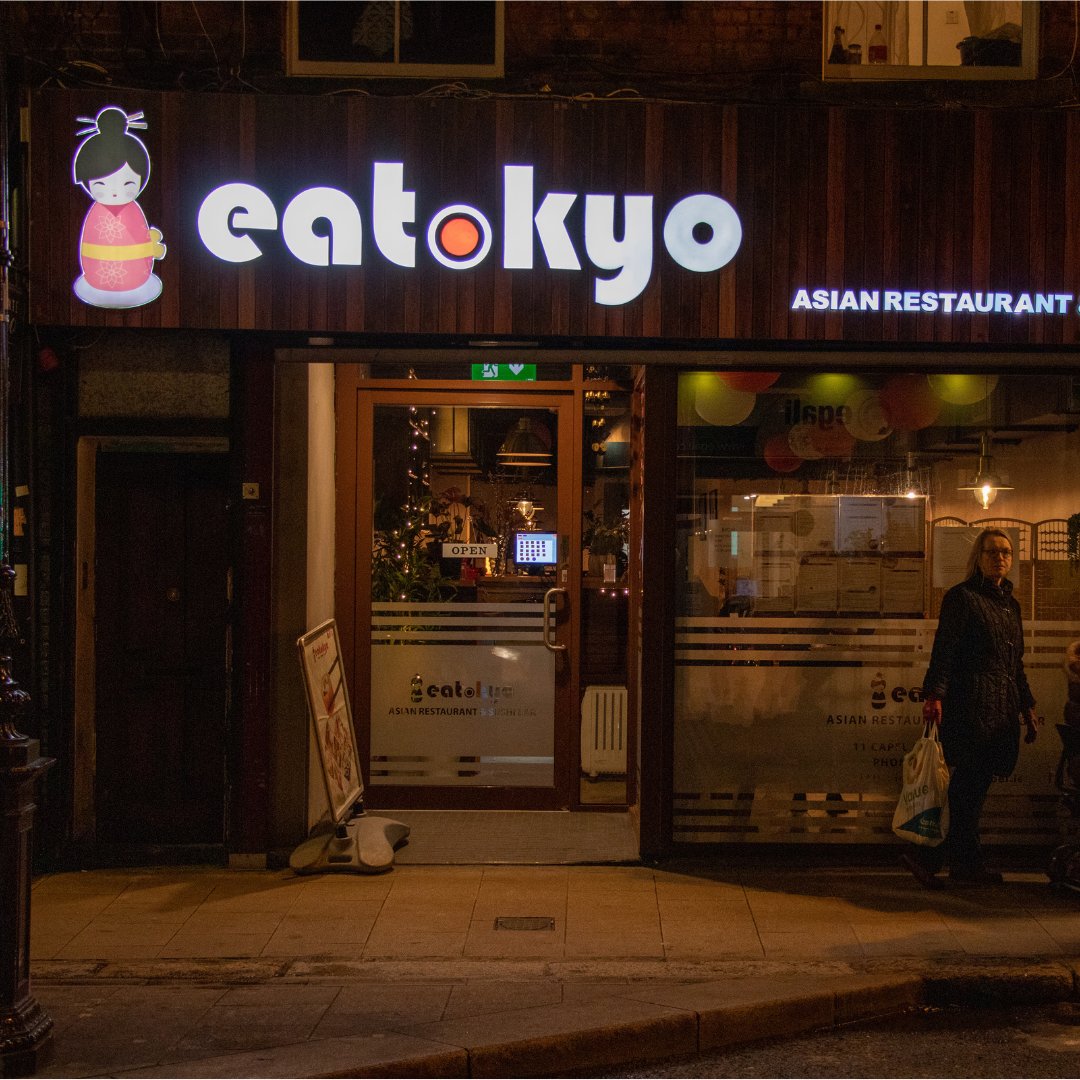 EatokyoCapel's tweet photo. Treat yourself this weekend to some delicious Japanese cuisine from @eatokyocapelstd1 🍜🇯🇵 Call us on 018782799 to book a table or visit the link in our bio 📲

#treat #treatyourself #weekend #delecious #japanese #cuisine #callus #book #japan #food https://t.co/0p4VB6ApnO