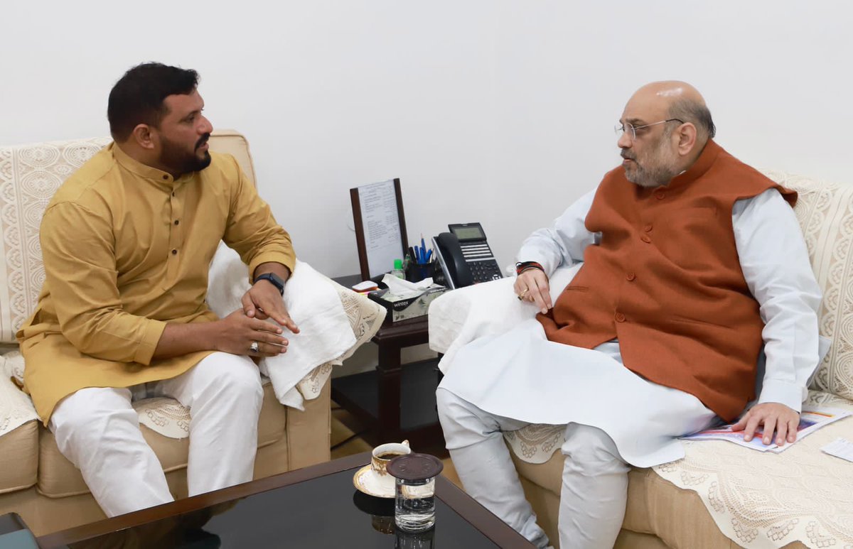 faizalpp786's tweet photo. Despite assurances,islanders are yet to receive solace from wrongly framed administrative reforms...Had words with Hon'ble HM Sri.Amit Shah.. https://t.co/v7uw2DGN22