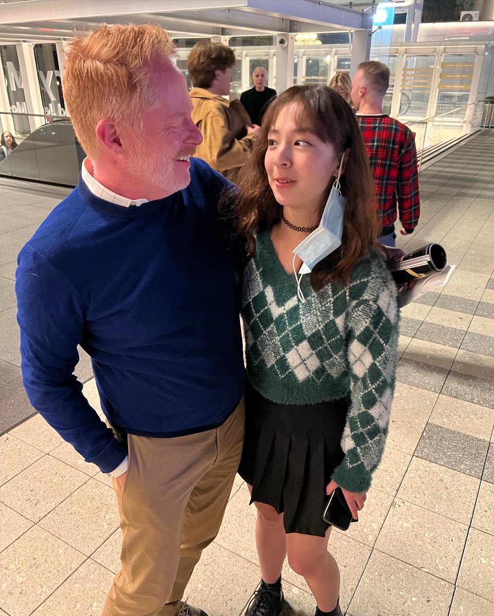 jessetyler's tweet photo. father daughter theater date night 😘 they grow up so fast 😢 https://t.co/TPn5UAou7k