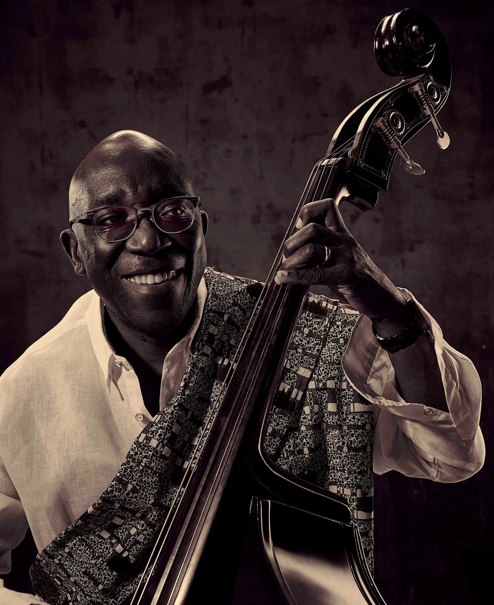 MasonsofCA's tweet photo. Relying on his family traditions of music and Masonry, Nee Quaison-Sackey has led a life dedicated to bringing people together. Read about the #Masonic music makers in the newest issue of #CaliforniaFreemason.
VISIT: https://t.co/SeBNo49iVl
#MasonsofCA #MusicIssue https://t.co/7fajUf5mGS