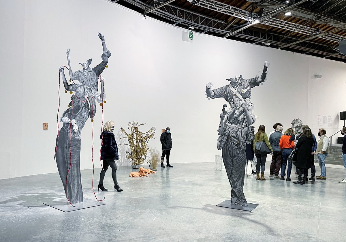 lezigno's tweet photo. Coup de🧡pour l'expo "Ubuntu, un rêve lucide" au Palais de Tokyo - avec l'artiste Daniel Otero Torres, que nous avions eu la chance d'accueillir en 2017 pour les Heureuses Coïncidences ! Courez vous y réchauffer le cœur, le corps et l'esprit dès ce WE (et jusqu'au 20/02/22) 😍 ! https://t.co/oV7GMUzN8b
