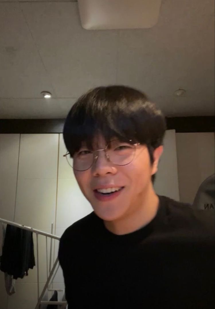 Realllmadambeee's tweet photo. ชุกคาแฮโย ทู มิสเตอร์อัน อย่าเจ็บอย่าป่วยเป็นพอ ที่เธอเป็นเธอแบบนี้หนะดีอยู่แล้ว 💕#HappyTOILDay #Happy_TOIL_Day
#Between_Saturday_and_Sunday https://t.co/WVEgz67N9e