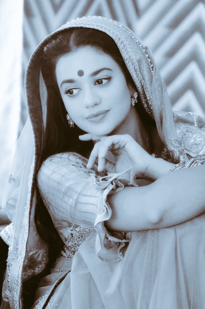 Pinkshmita's tweet photo. तेरी एक मुस्कान के लिए , 
       ये दिल कुर्बान ❣️
और क्या करूँ ऐसा
जिससे तू हँसती रहे सदा
#Shmita #शब्द_सलिल   #शब्दनिधि https://t.co/T9VjyePXhq