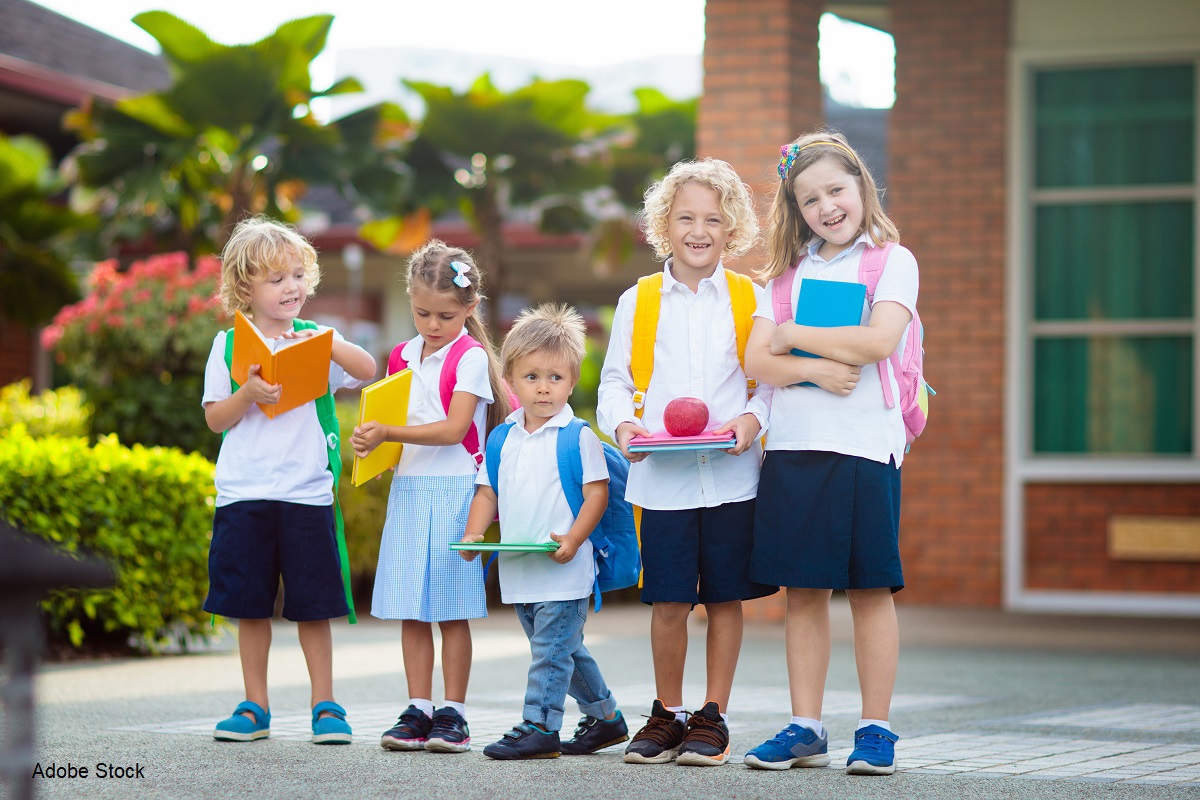 hantsconnect's tweet photo. If your child is 4, or will turn 4 before 1 September 2022, they can start school in September 2022.

Applications for Hampshire residents are now open. For more information see https://t.co/8DSlAdm9QC

The national closing date for applications is Saturday 15 January 2022. https://t.co/yi3hRa3AqP