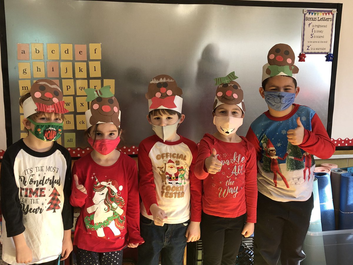 LindenhurstUFSD's tweet photo. It’s Gingerbread Day for first graders at Daniel Street Elementary School! Such a “Sweet Day” filled with crafts, books, graphs, science experiments, gingerbread math and a search for the Gingerbread Man! #LUFSD #Lindyloveslearning @kboccanfuso1 https://t.co/EWJI10gvBk