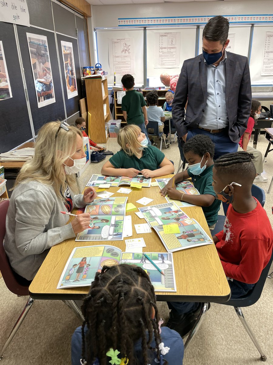 JCPSSuper's tweet photo. Pretty cool sign greeted me this morning at @DixieDragons082. Thanks @DixiePrincipal for the great visit with your kids and staff. Lots of energy and learning going on in this building. #WeAreJCPS https://t.co/ph7YG1QY2R