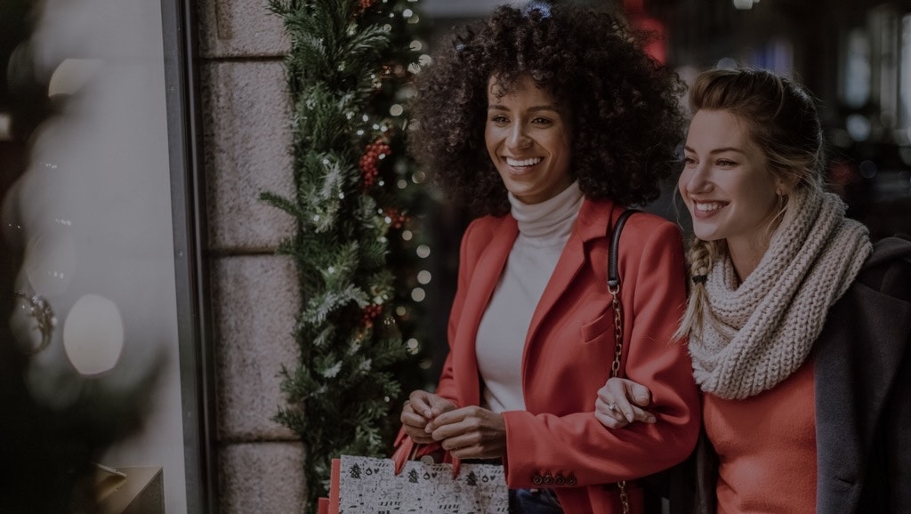 ecomdash's tweet photo. Looking for ways to increase your brand presence this holiday season? Read the article below for holiday marketing best practices! https://t.co/CXcnVzKCqk

#ecommerce #ecomdash #ecommercetips #marketing https://t.co/P7uWWsDRNP