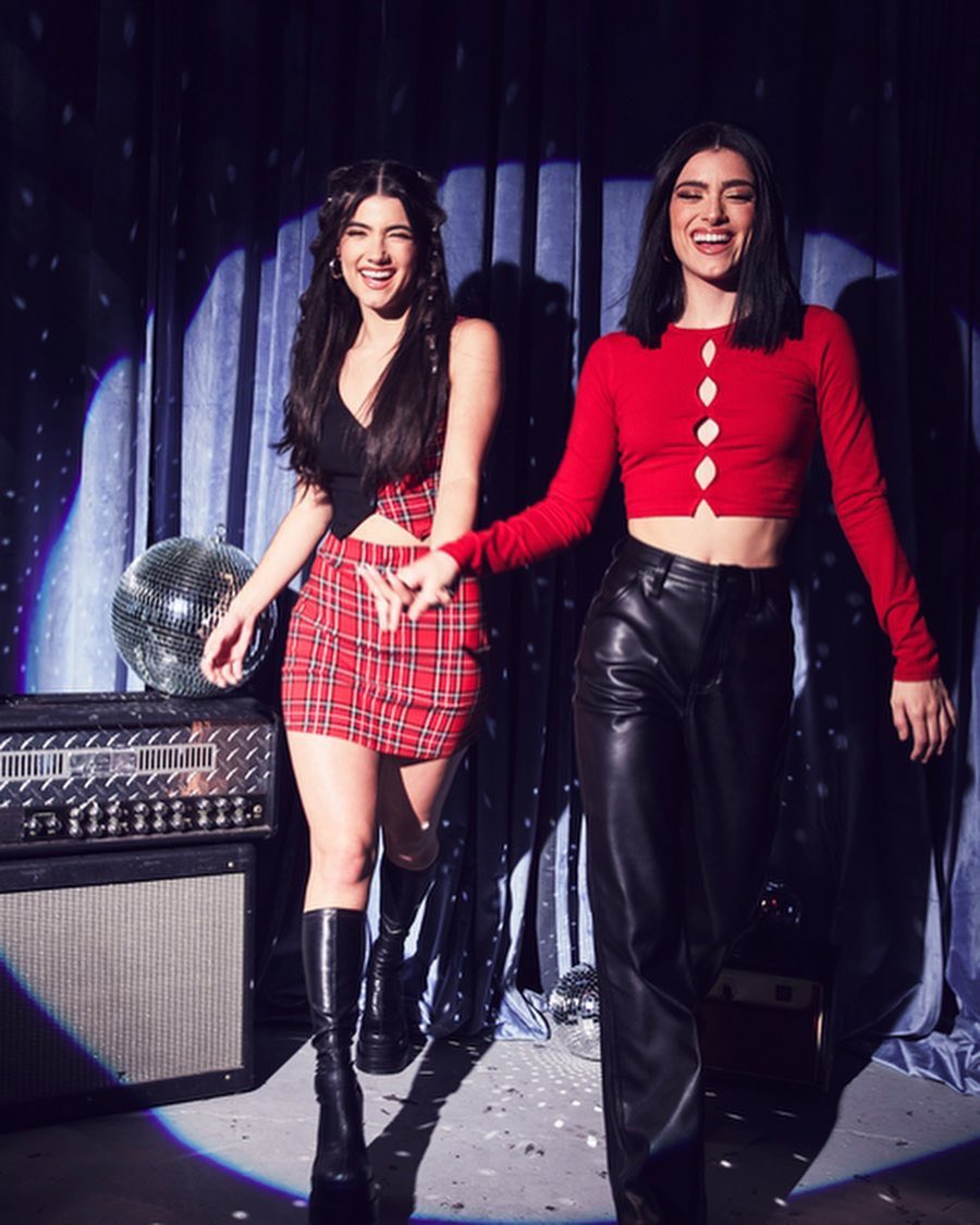 SocialTouristFl's tweet photo. Volume 6 is out NOW!! Check out these looks worn by the beautiful @badattiktoks and @goodattiktoks 😍 https://t.co/EfYOLY3Rdi