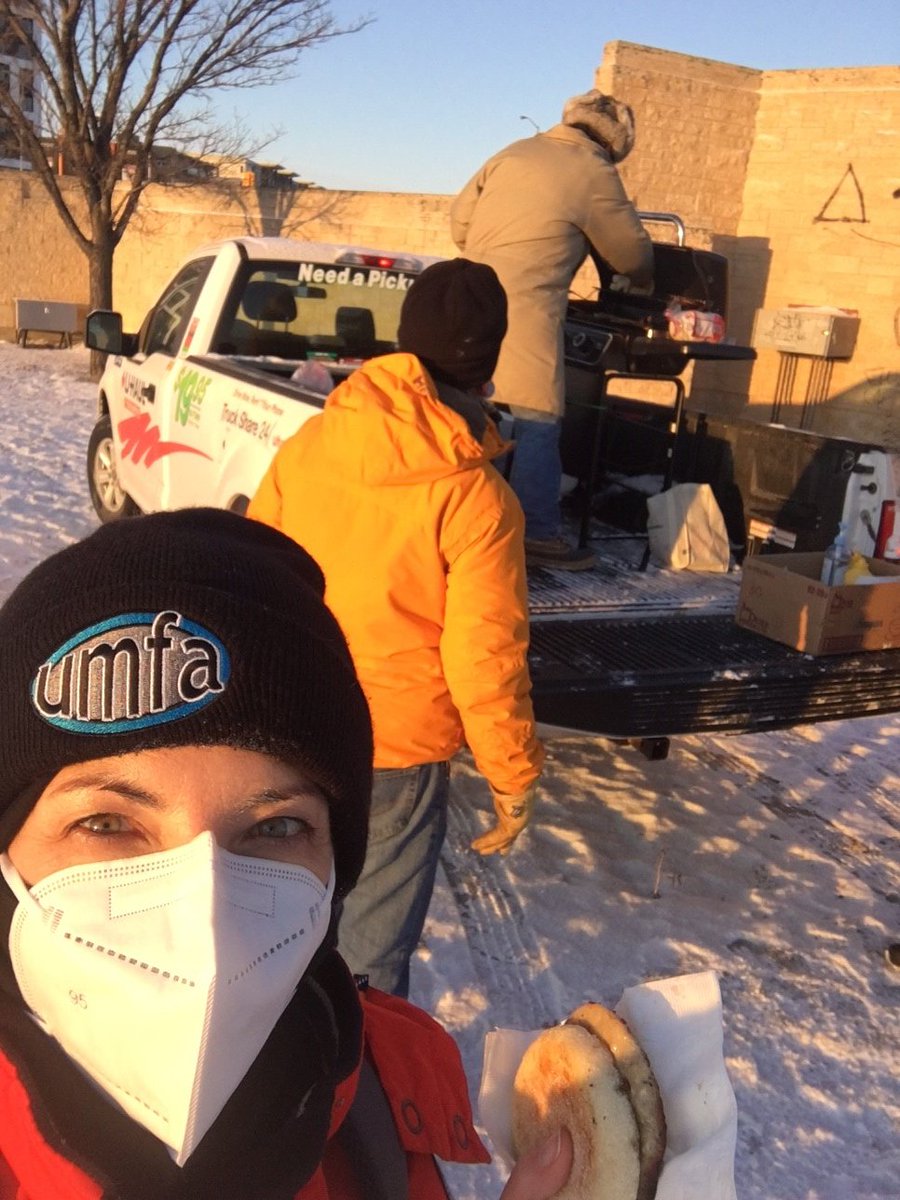 Vanessa Warne tweet media