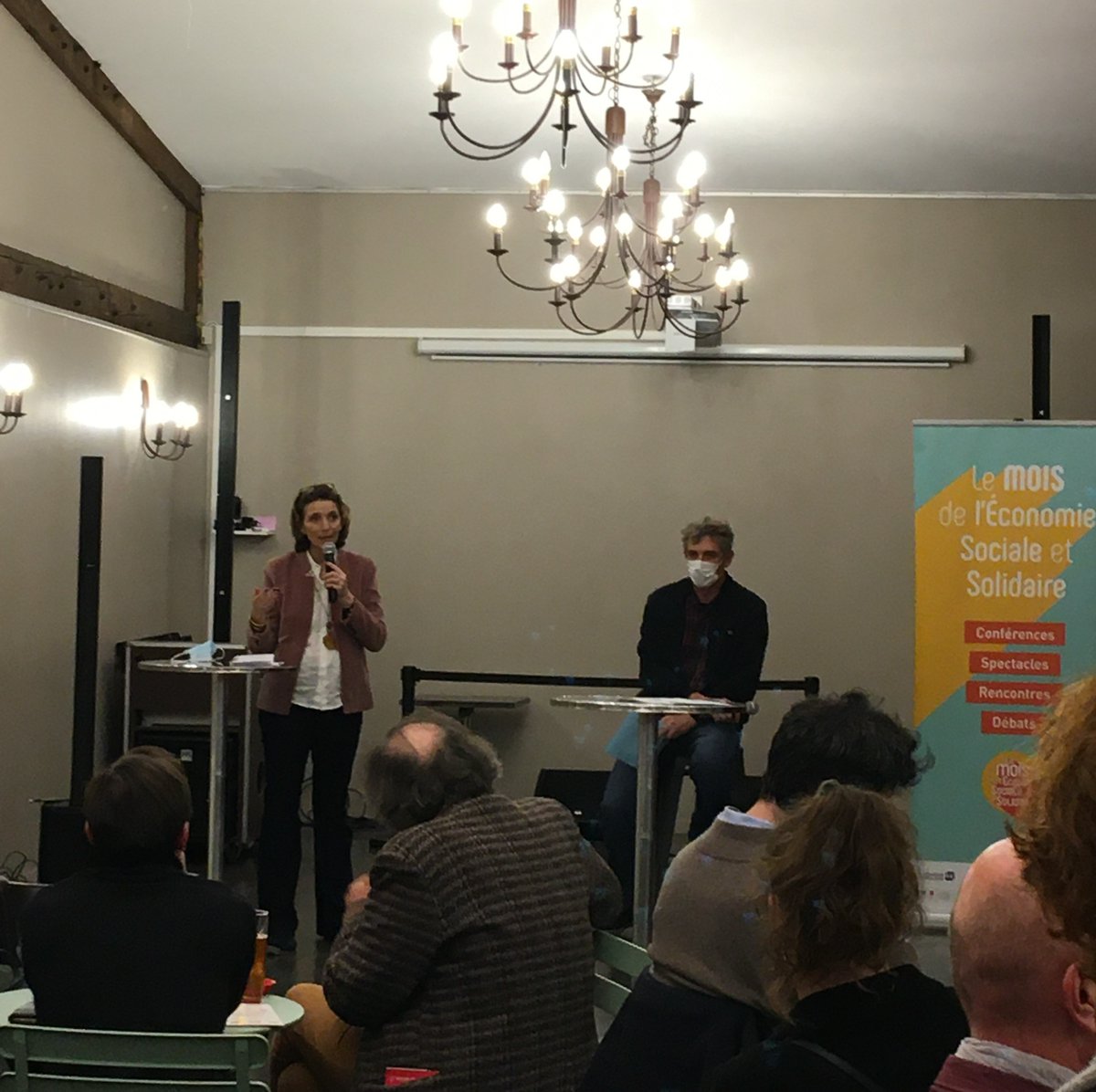 CRESS_IDF's tweet photo. Cette semaine a été marquée par la clôture du #MoisESS21!
@eforti95000 a remis en présence de @sylvie_mariaud le Prix Régional 21 à l'Association Espoir &amp; Création pour son action #CleanChallenge #MaCitéVaBriller ♻️🌟👏Bravo à eux !
Et merci aux Relais à Pantin pour leur accueil https://t.co/2RZaUZqRG0