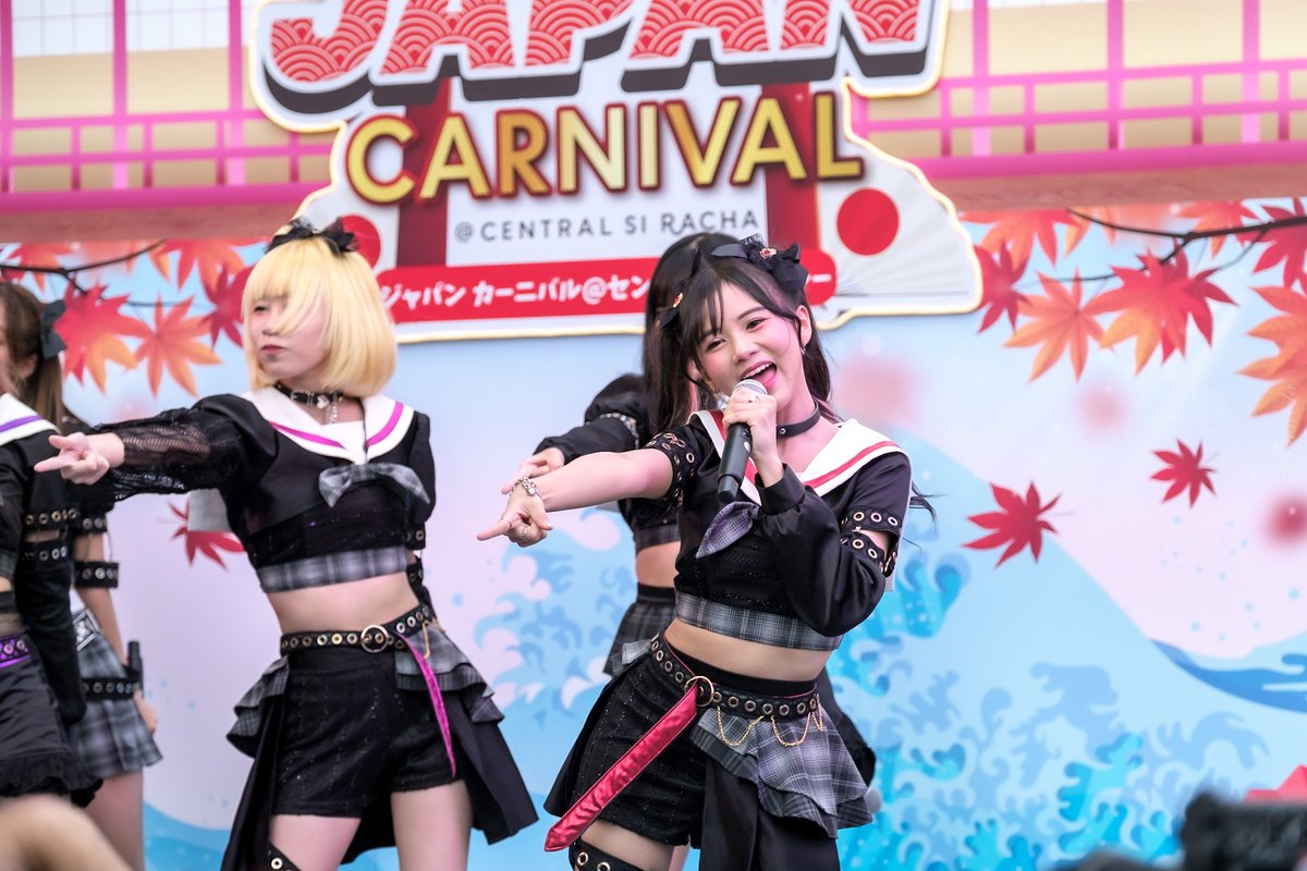 SuddenOta's tweet photo. บุยแสนเท่ ❤
#IceSiamDream #SiamDream #サイドリ #IceSOta https://t.co/KGTZGFCDy1