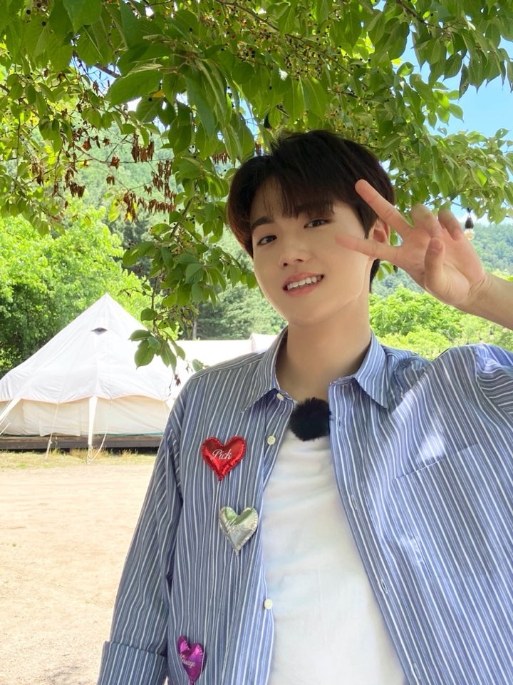 kyutt_ru's tweet photo. 생일 축하 해요  우리 아기
#PrinceDoyoungDay
#도영이_벌스데이_햅삐햅삐로통통 
#ドヨンちゃんおめでトントン https://t.co/UUlJ7dkVdw