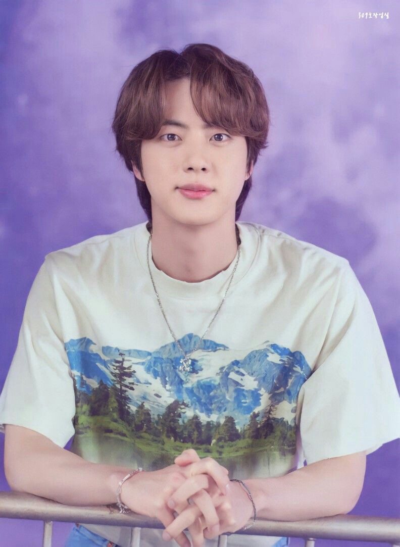 IMDDGIRL's tweet photo. Happy Birthday Jin 💜
#HappyJinDay
#ForeverYoursJin #OurDayAndNightJin https://t.co/6ifh8sf8oV