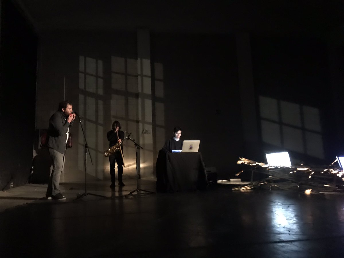 MediaEstruch tweet media