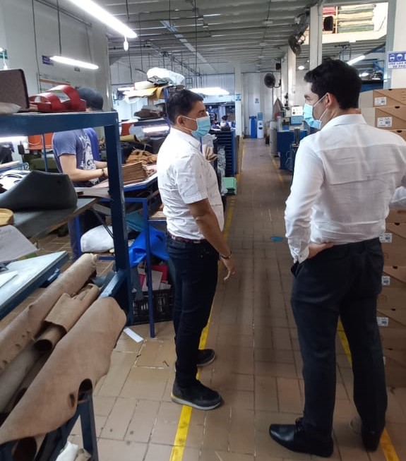 Visitamos Grupo Empresarial Brioso en #Bucaramanga. Además de conocer el proceso de producción del calzado y sus planes de comercialización, también pudimos ver trabajo en internacionalización. De la mano de <a href="/PROCOLOMBIACO/">PROCOLOMBIA</a>, exporta a Puerto Rico, Costa Rica y Bolivia.