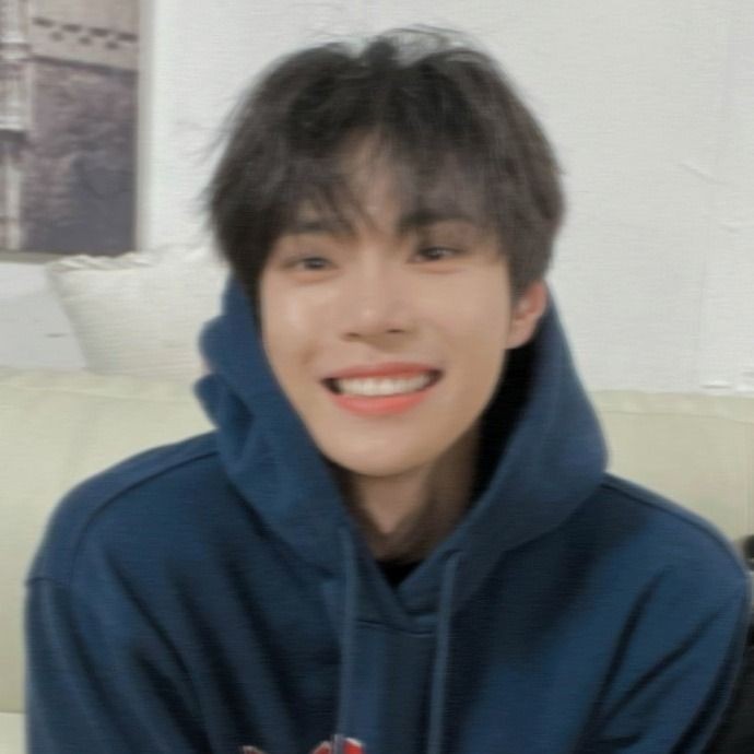 <a href="/OKVIYO/">oliver</a> jako królowa Calissa