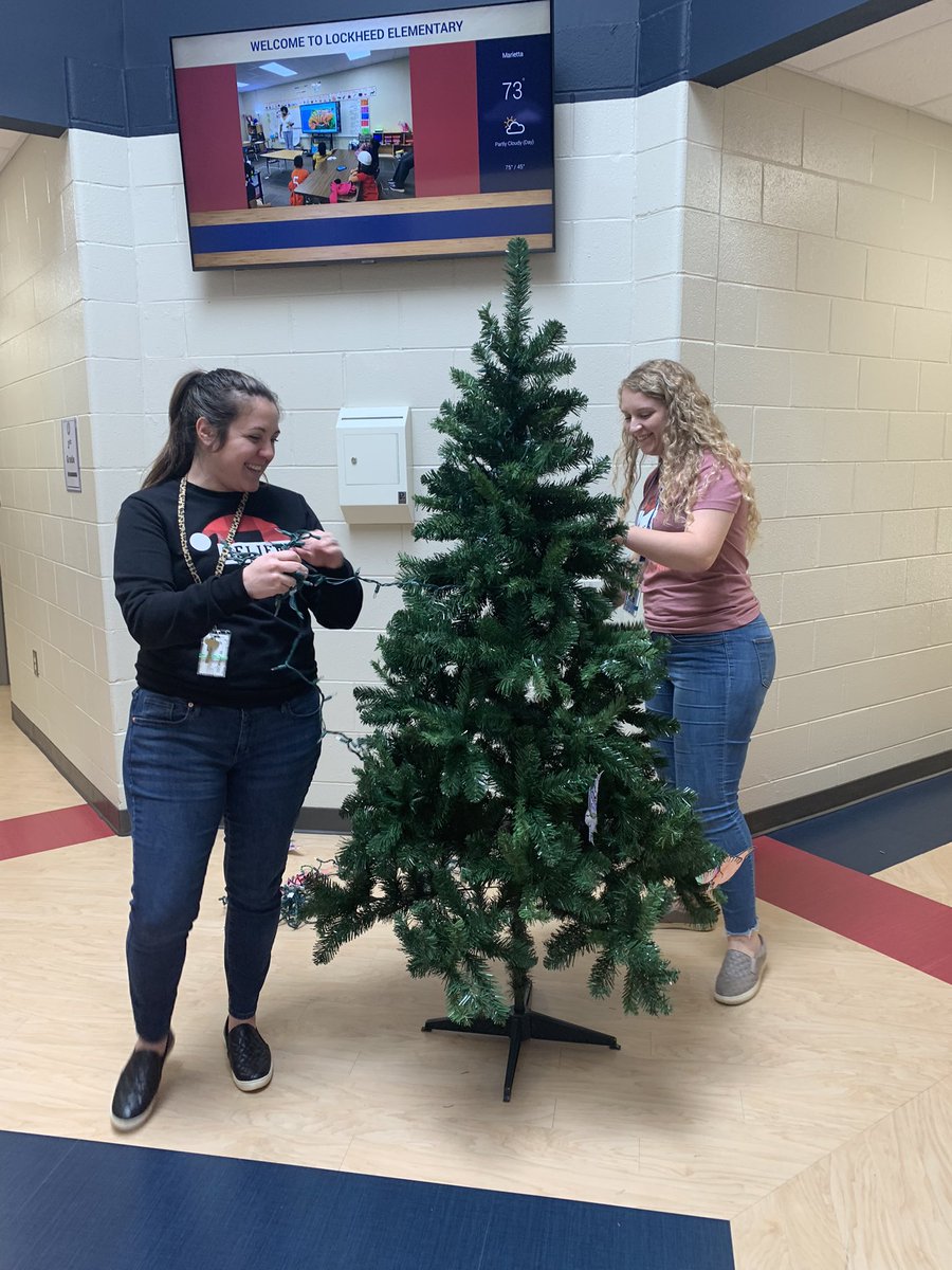 LockheedElem's tweet photo. Each grade level is decorating a tree to “deck the halls!” Stay tuned for the finished products! #DashingThroughDecember https://t.co/1GndYKPrsK