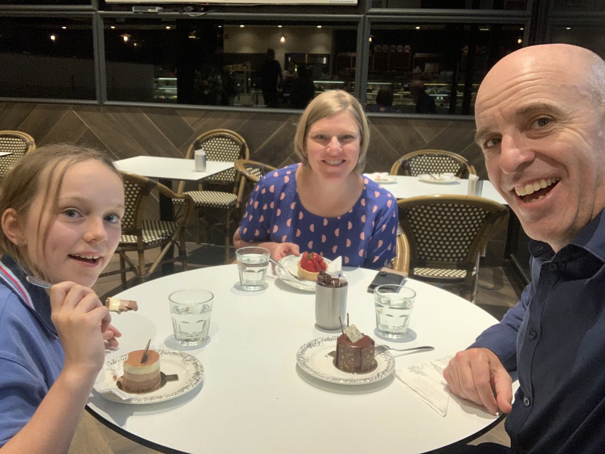 charlesdavis75's tweet photo. The twins had a disco, dinner & movie night at school so post tennis lessons 3/5ths of #TeamDavis treated ourselves with some #PacosTacos & then some French desserts before doing some Christmas shopping for the girls’ school teachers. #FridayNightInsights https://t.co/JgexlQsyNe