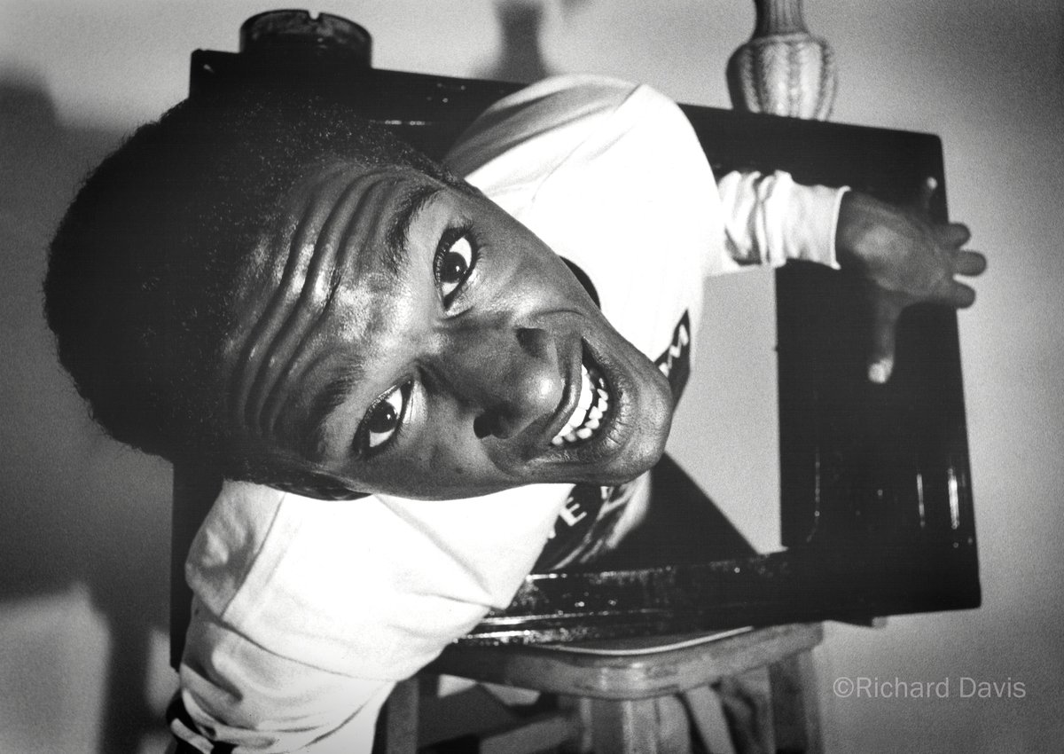 WiredDavis's tweet photo. A Young Lemn Sissay on the TV back in 1990 at my Charles Barry Crescent flat in the Hulme Crescents #lemnsissay #tenderfingersinaclenchedfist #mynameiswhy #manchesterpoets #hulme #manchester #hulmecrescents #photography #richarddavismcrphotography #portraitphotography https://t.co/KwLmMZU4NX