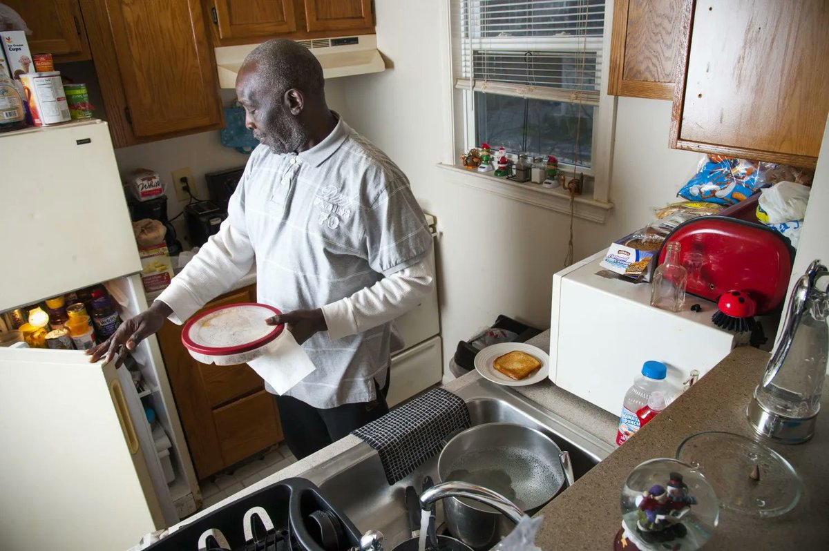 Every homeless person was once someone's child. Like you, a person living on the streets or in a shelter has a story, a journey, challenges and memories. Be kind. Find out how you can help: buff.ly/31u9IUY #homelessness #KindnessMatters