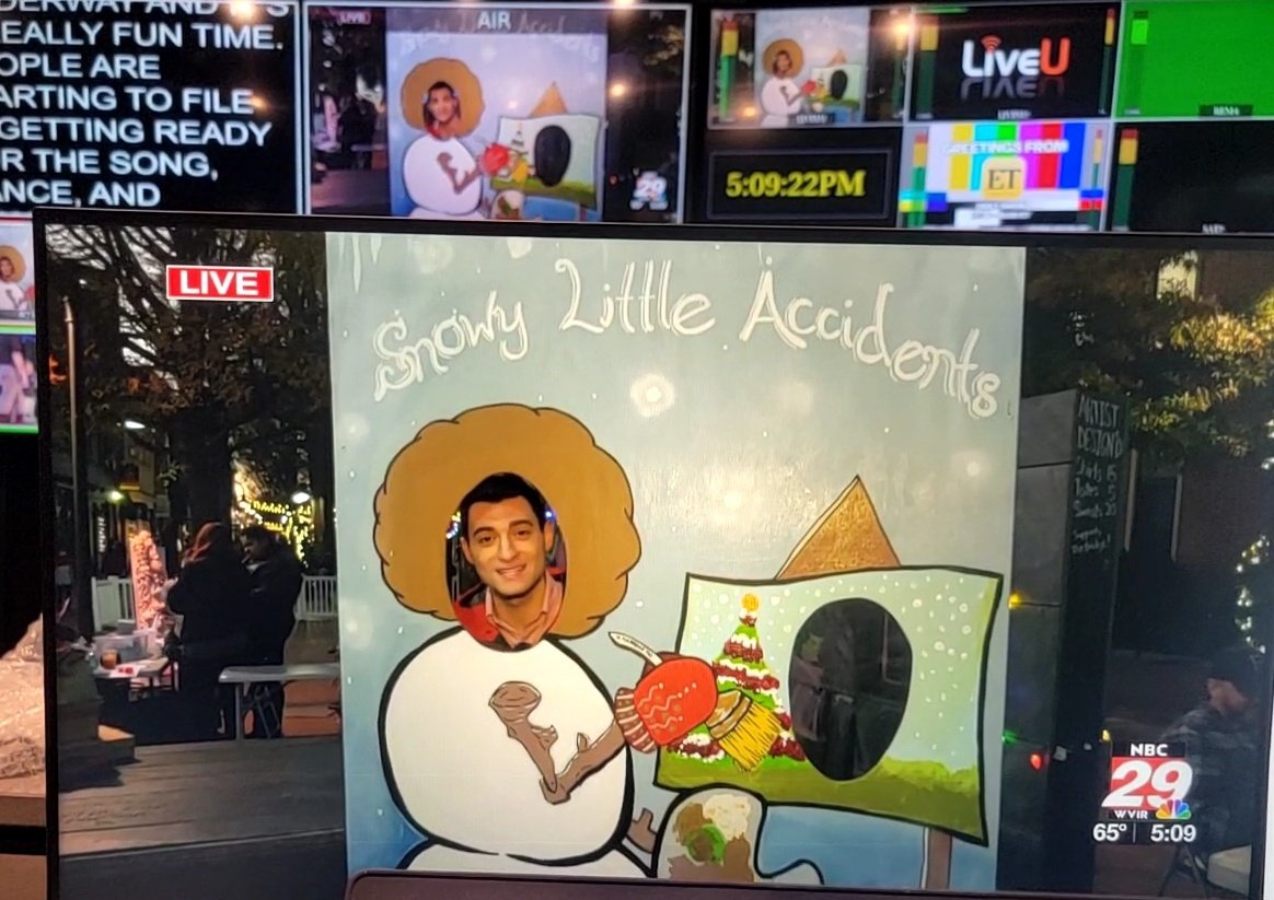 .<a href="/MaxJMarcilla/">Max Marcilla</a> having some fun tonight at <a href="/cvillegrand/">Charlottesville's Grand Illumination</a>!